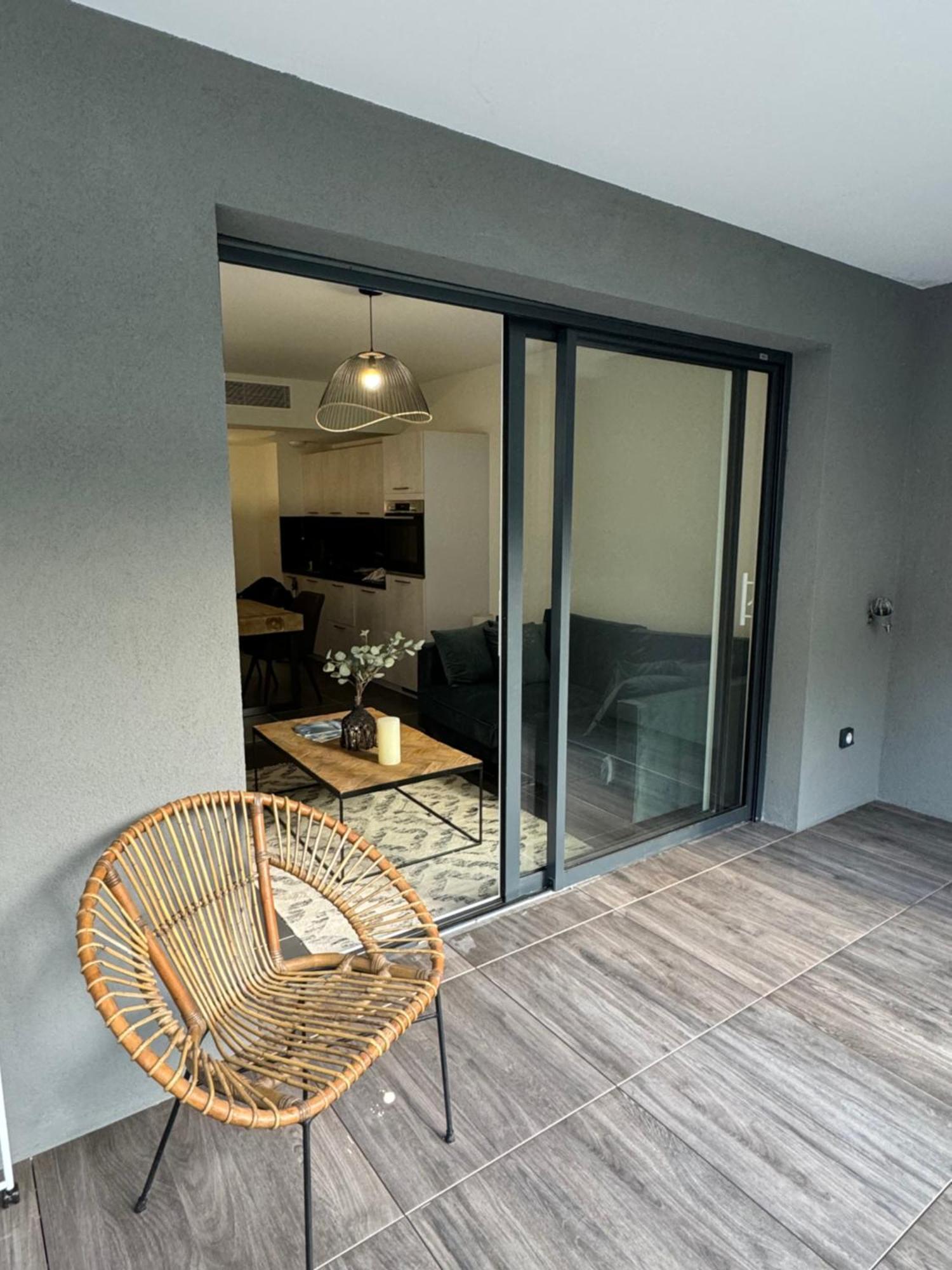 בוסוליי Superbe T2 Dans Residence Avec Piscine Chauffee מראה חיצוני תמונה